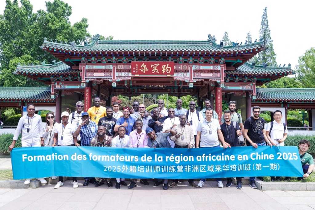 做坚定的长跑者——“国际重工”携中国重汽、中通客车等以长期价值加快全球化进程