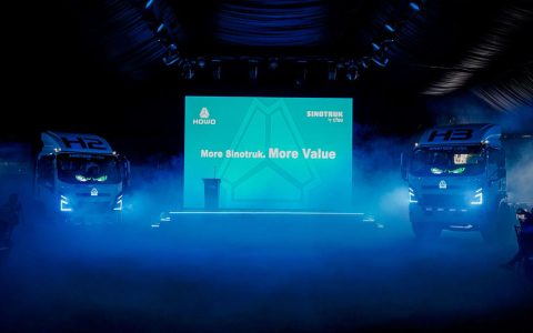 SINOTRUK Hosts HOWO H2 & H3 Light Trucks Press Conference