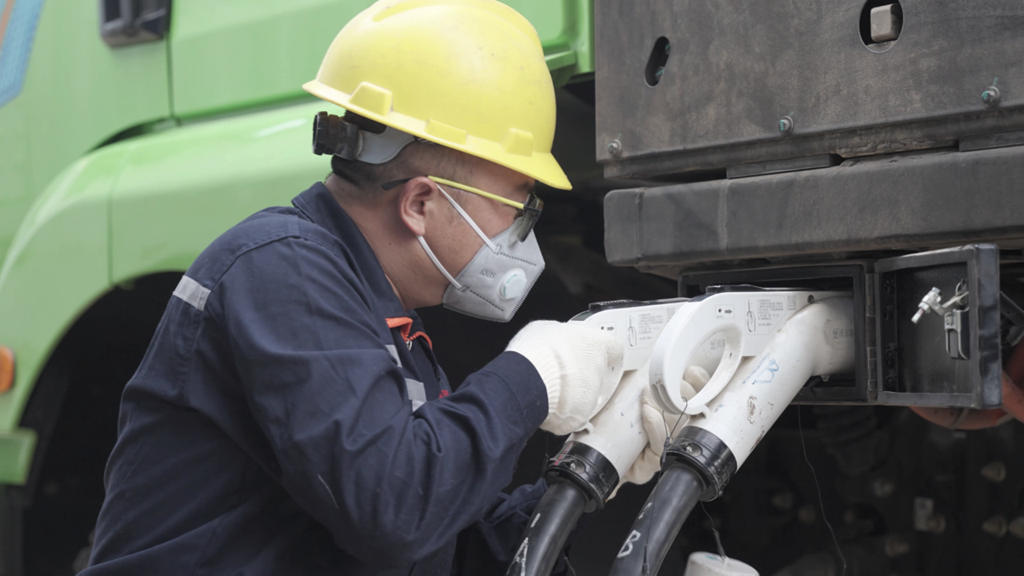 陕汽德龙H3000ᵉ，带给西非水泥运输公司的全新体验