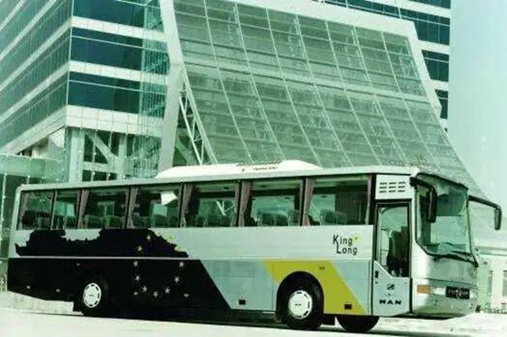 征程再启，与世界同行：厦门金龙即将亮相2025比利时世界客车展