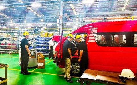 国际沈 汽车范儿！金杯车全面进军海外市场