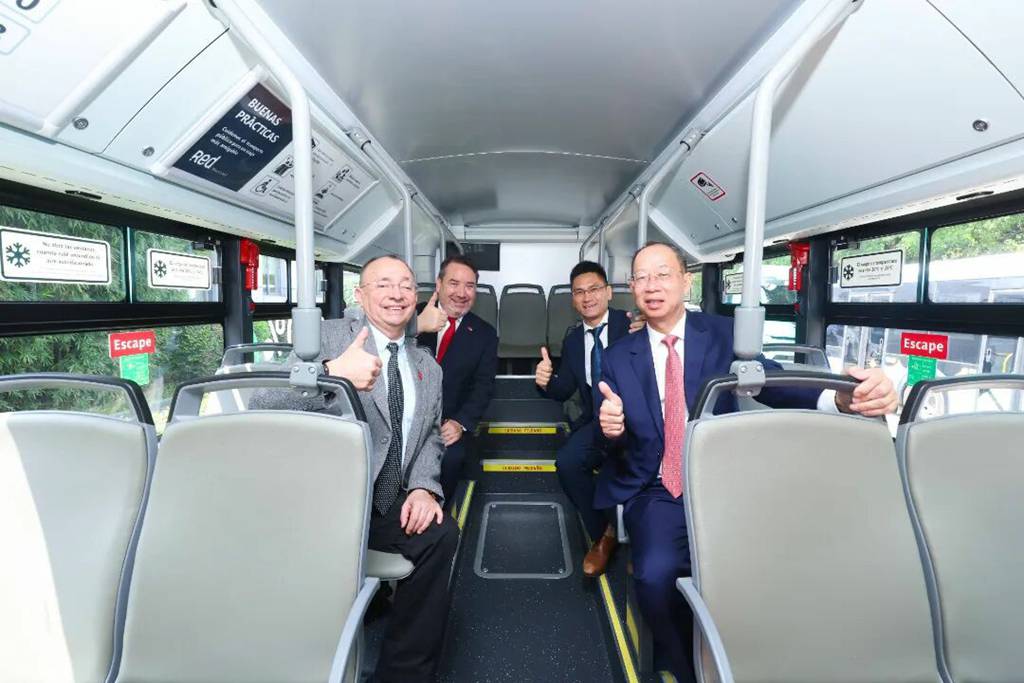 450辆！苏州金龙纯电FENCER f1启程南美