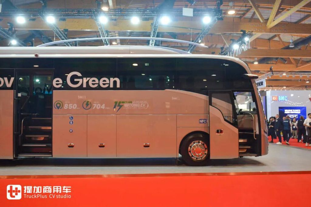 2025Busworld客车展｜力压欧洲豪华大巴，荣获“最佳客车”大奖！宇通T14E纯电动旅游巴士到底强在哪里？