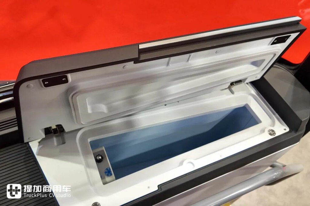 2025Busworld客车展｜全球首创客车CTC电池车身一体化！比亚迪携多款颠覆性技术闪耀亮相