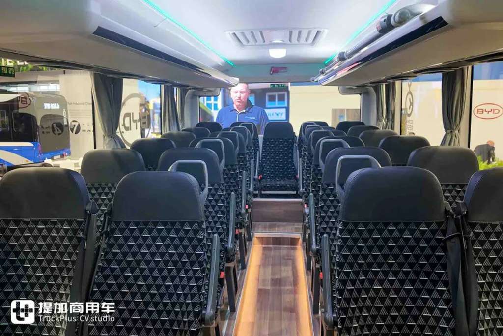 2025Busworld客车展｜全球首创客车CTC电池车身一体化！比亚迪携多款颠覆性技术闪耀亮相