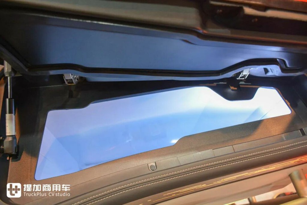 2025Busworld客车展｜力压欧洲豪华大巴，荣获“最佳客车”大奖！宇通T14E纯电动旅游巴士到底强在哪里？