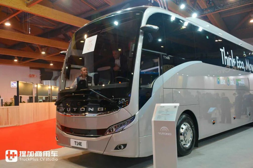 2025Busworld客车展｜力压欧洲豪华大巴，荣获“最佳客车”大奖！宇通T14E纯电动旅游巴士到底强在哪里？