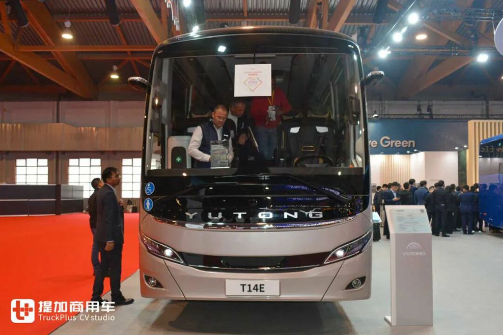 2025Busworld客车展｜力压欧洲豪华大巴，荣获“最佳客车”大奖！宇通T14E纯电动旅游巴士到底强在哪里？