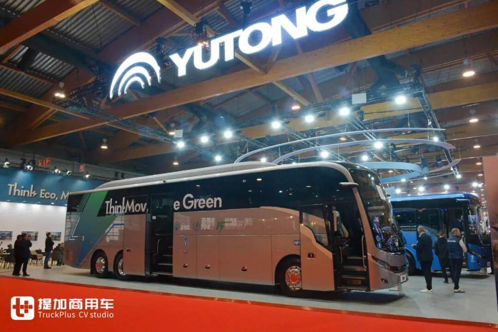 2025Busworld客车展｜力压欧洲豪华大巴，荣获“最佳客车”大奖！宇通T14E纯电动旅游巴士到底强在哪里？
