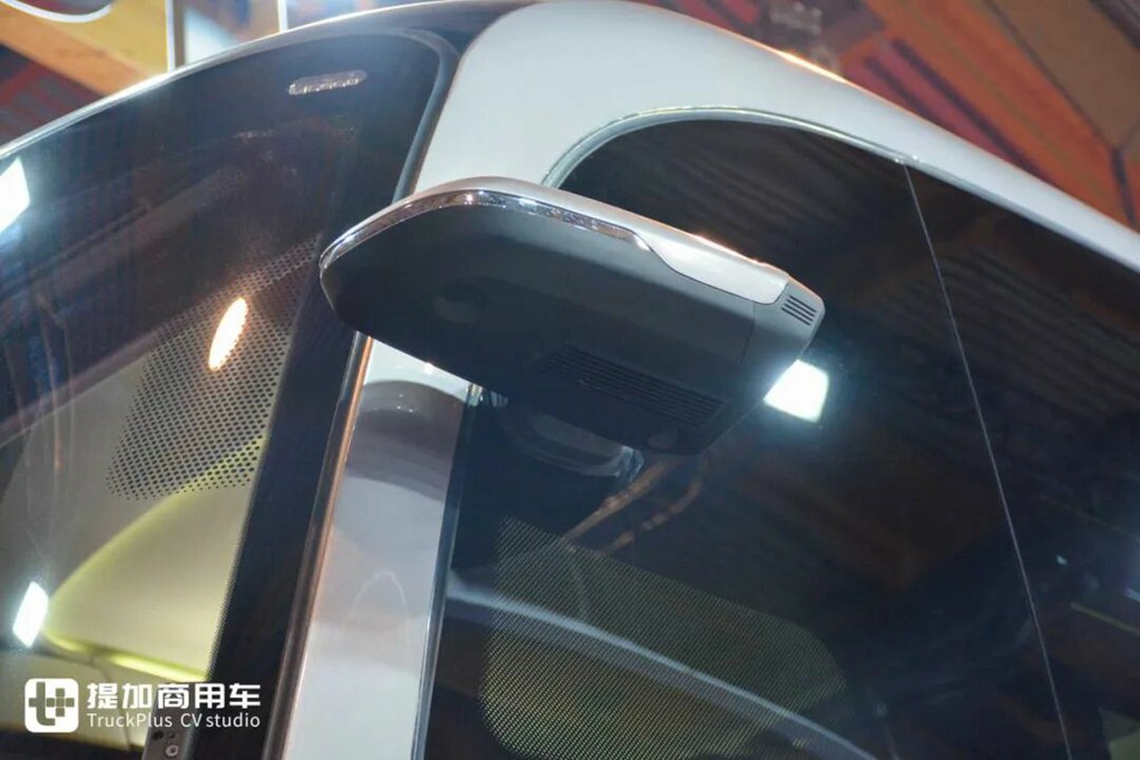 2025Busworld客车展｜力压欧洲豪华大巴，荣获“最佳客车”大奖！宇通T14E纯电动旅游巴士到底强在哪里？