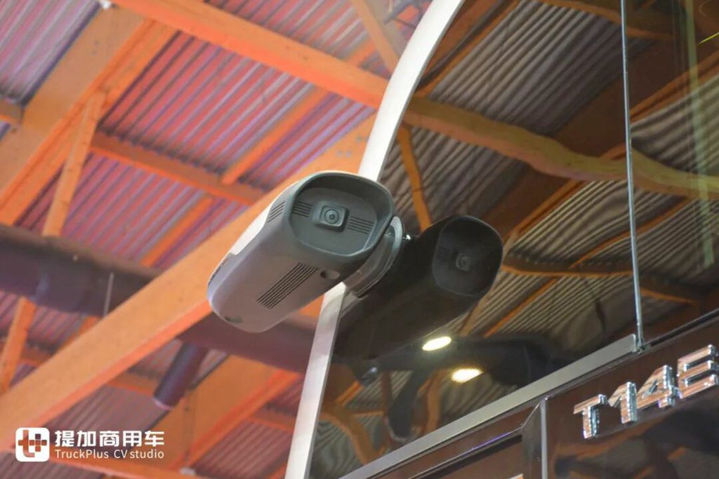 2025Busworld客车展｜力压欧洲豪华大巴，荣获“最佳客车”大奖！宇通T14E纯电动旅游巴士到底强在哪里？