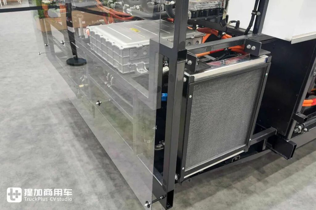 2025Busworld客车展｜全球首创客车CTC电池车身一体化！比亚迪携多款颠覆性技术闪耀亮相