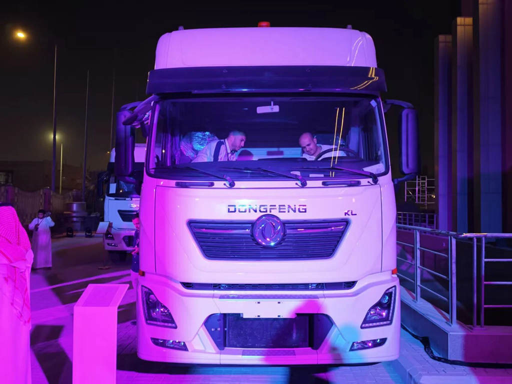 3款商用车沙特上市发布，东风开启海外合作新篇章