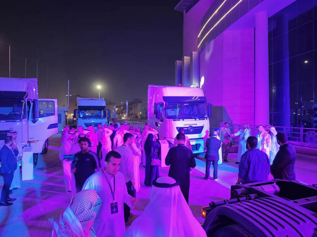 3款商用车沙特上市发布，东风开启海外合作新篇章