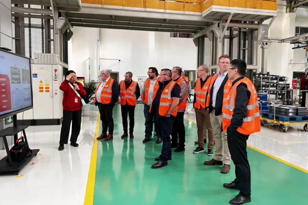 硬核实力叩响澳洲市场 东风轻型车以 “可靠”车型深耕右舵蓝海