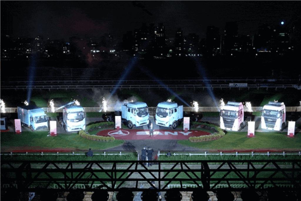 三一巴西银行正式揭幕，全新重卡震撼首发！