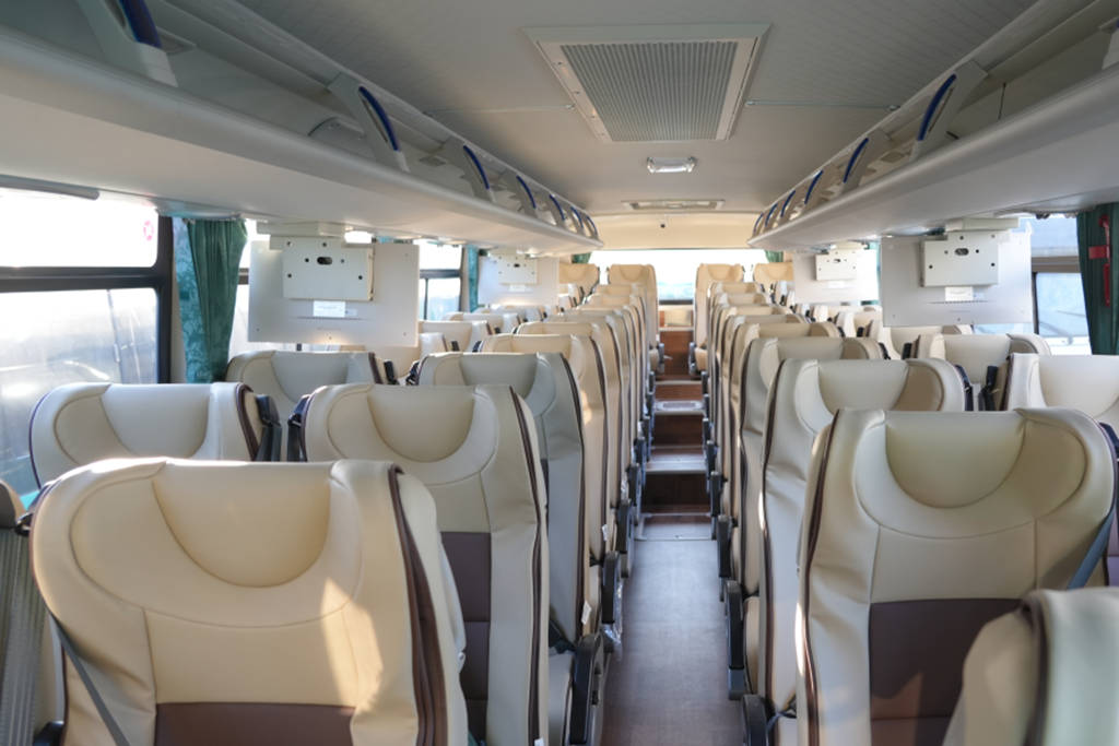 福田客车批量发往西非客运市场 以可靠品质拓展区域公交合作