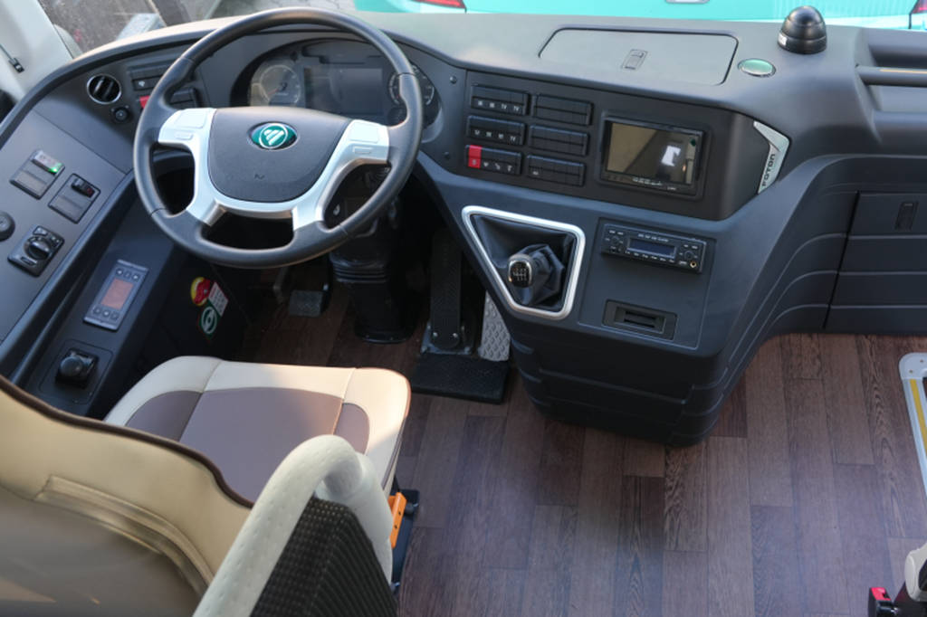 福田客车批量发往西非客运市场 以可靠品质拓展区域公交合作