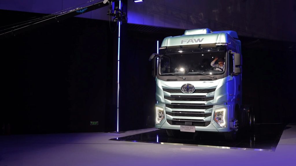 剑指8万辆！一汽解放2026全球合作伙伴大会海外合作伙伴大会胜利召开！