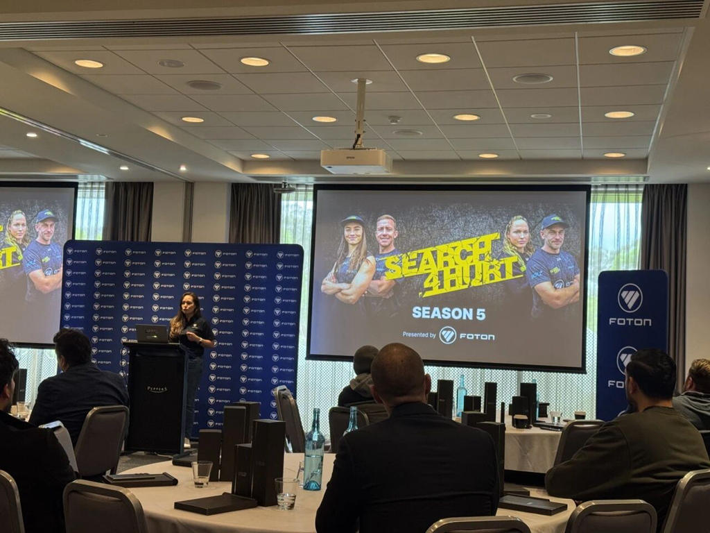 FOTON's Tunland V series entered the Australian market, with its first hybrid full-size pickup marking the beginning of a new era in intelligent off-roading