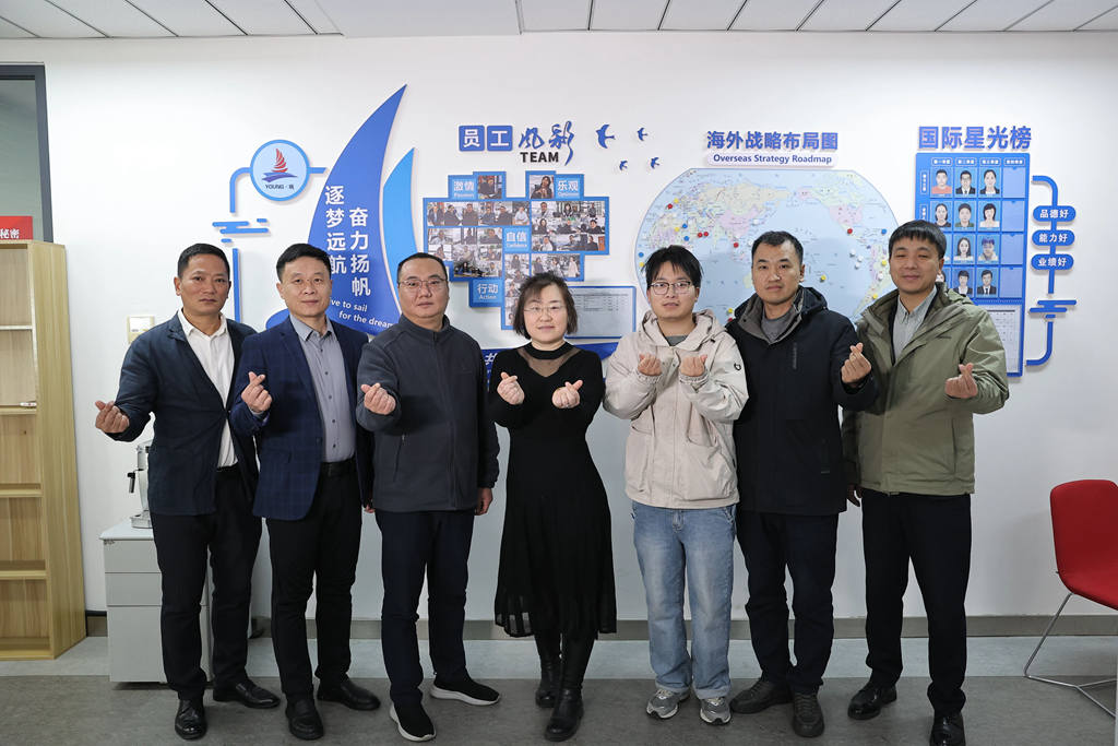 征战四海再启新程，东风进出口公司皮卡海外事业部2025圆满收官