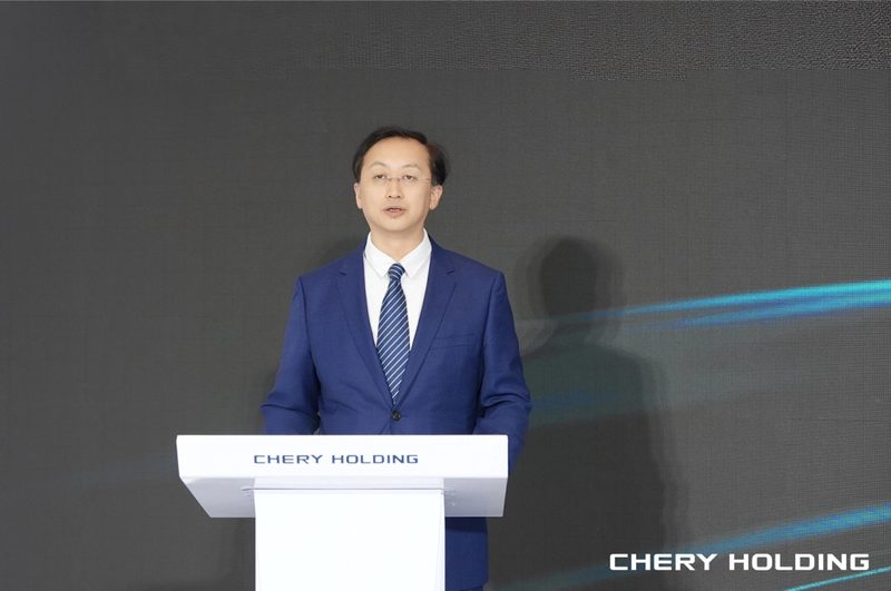 联合重卡全球一体化运力解决方案汉诺威发布 非欧运输走廊首台客户车辆同步交付！