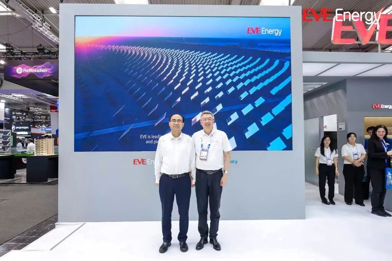 亿纬锂能开源电池AI Battery亮相2026 IAA