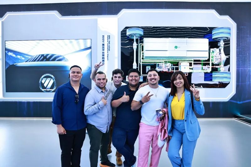 46国记者走进北汽福田，见证中国商用车驶向世界！