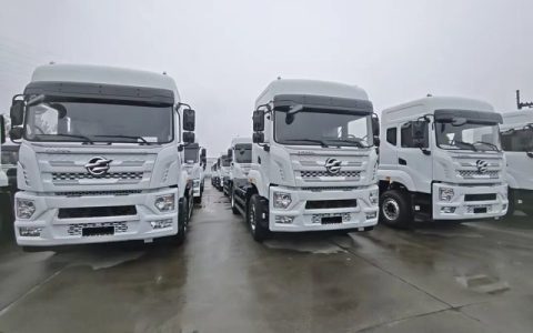 批量出海｜法士特 · 智行AMT 配套 200 台东风华神牵引车奔赴海外