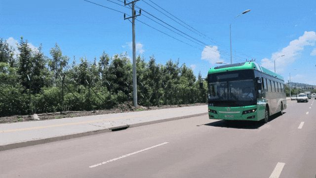 金旅纯电公交东非1600公里长途实测